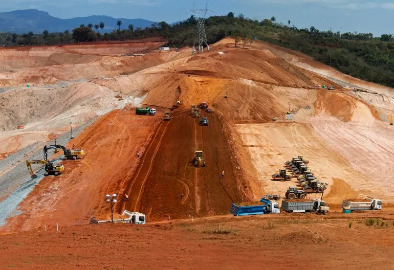VALE MG - Barragem de Laranjeiras - São Gonçalo do Rio Abaixo