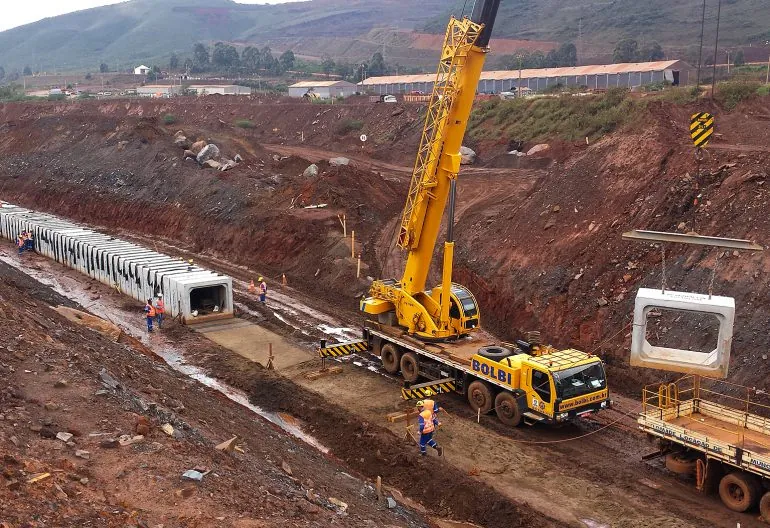 VALE - MG - Assentamento de pré moldados - PDE Cianita - Itabirito