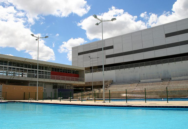 Prefeitura Municipal de Vitória ES - Centro Esportivo Tancredo de Almeida Neves - Tancredão