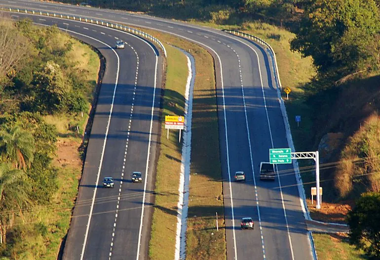 DNIT MG - BR 365 - Restauração e Manutenção
